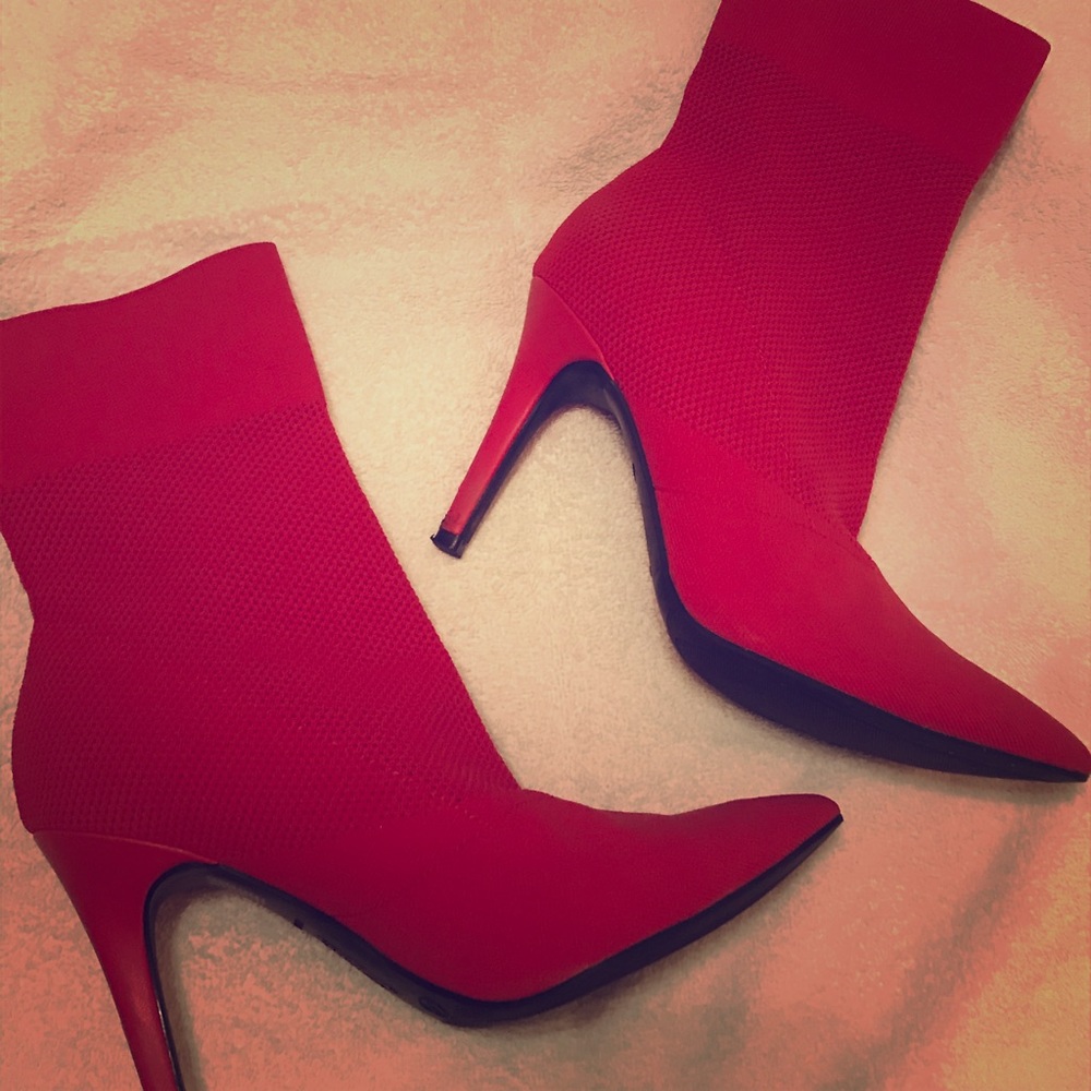 ❤️RED HOT POINTY TOE SOCK BOOTS❤️ SIZE 7.5